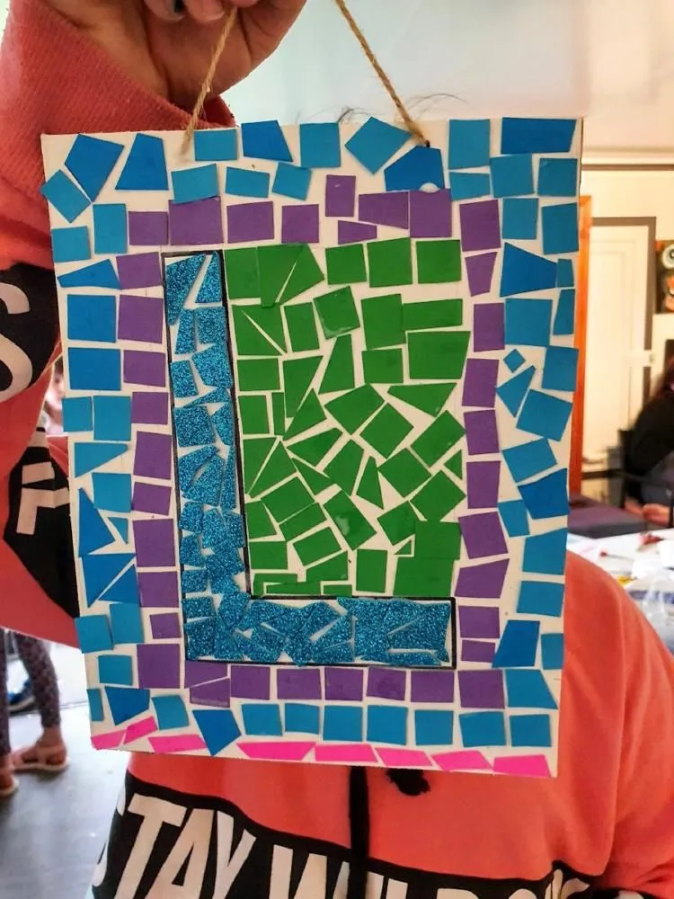 Mosaic Letters 16