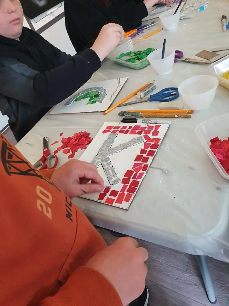 Mosaic Letters 6