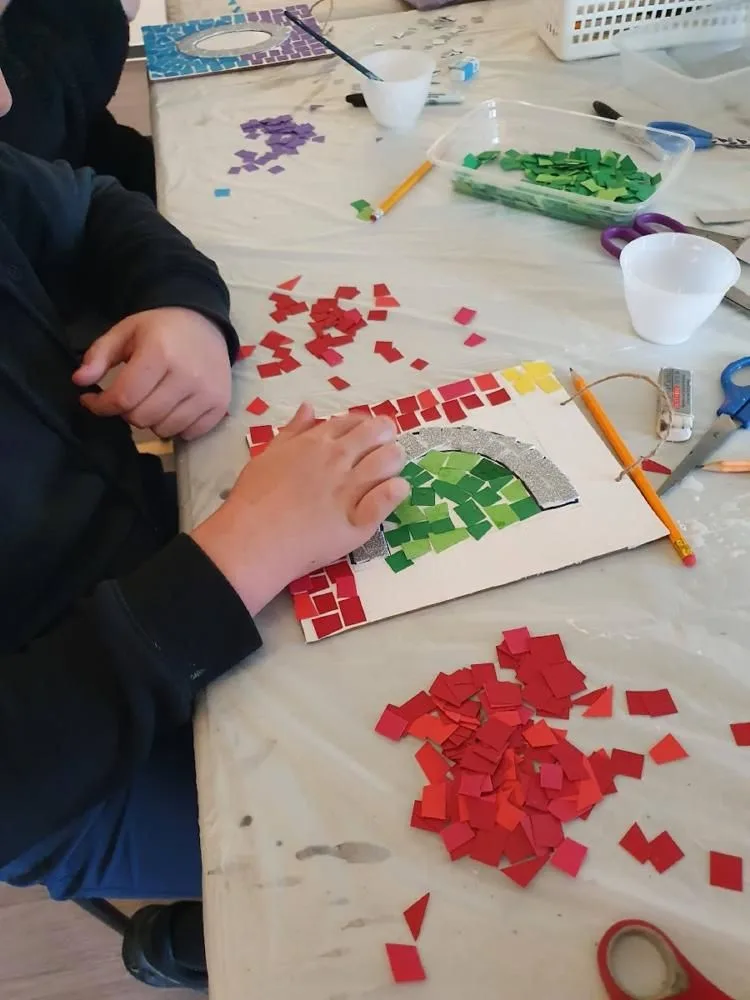 Mosaic Letters 9